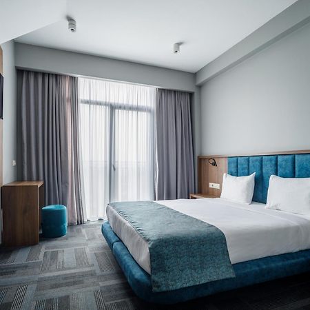 Address Inn تبليسي المظهر الخارجي الصورة